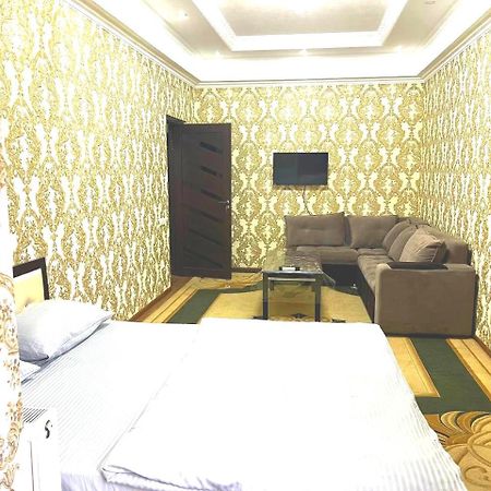 One-Room Apartment In Душанбе Экстерьер фото
